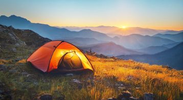 Handig gereedschap voor op de camping: waarom een multitool onmisbaar is